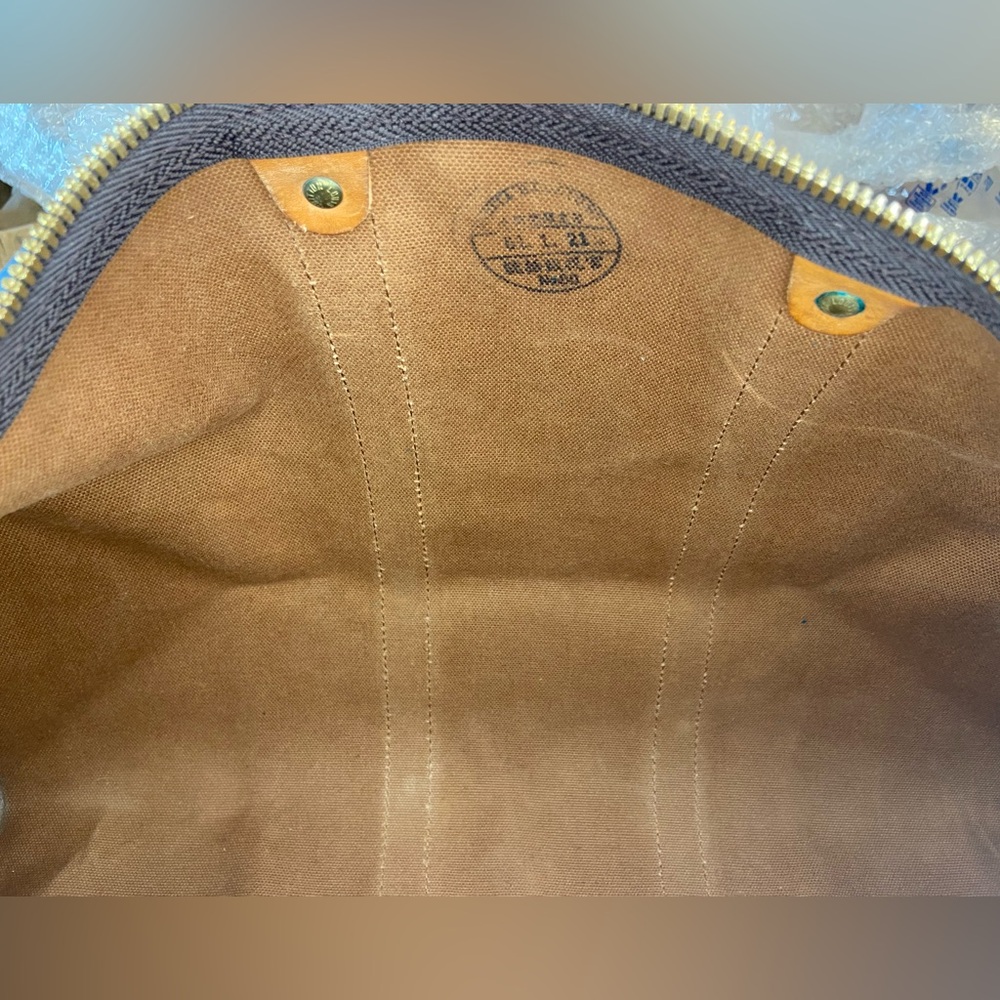 Louis Vuitton Keepall 50 Monogram Duffle Bag - Picture 15 of 16